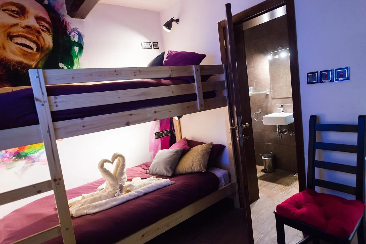 Backstage Boutique Music Themed Townhouse Ξενοδοχείο Σλιέμα Μάλτα